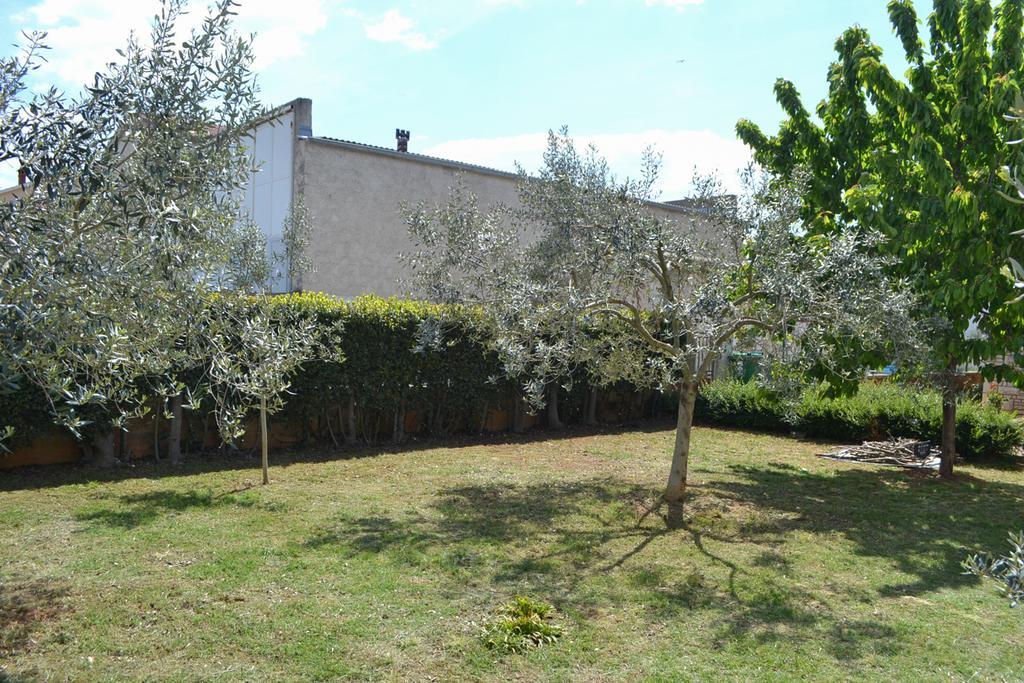 Apartman Din-Пула Экстерьер фото