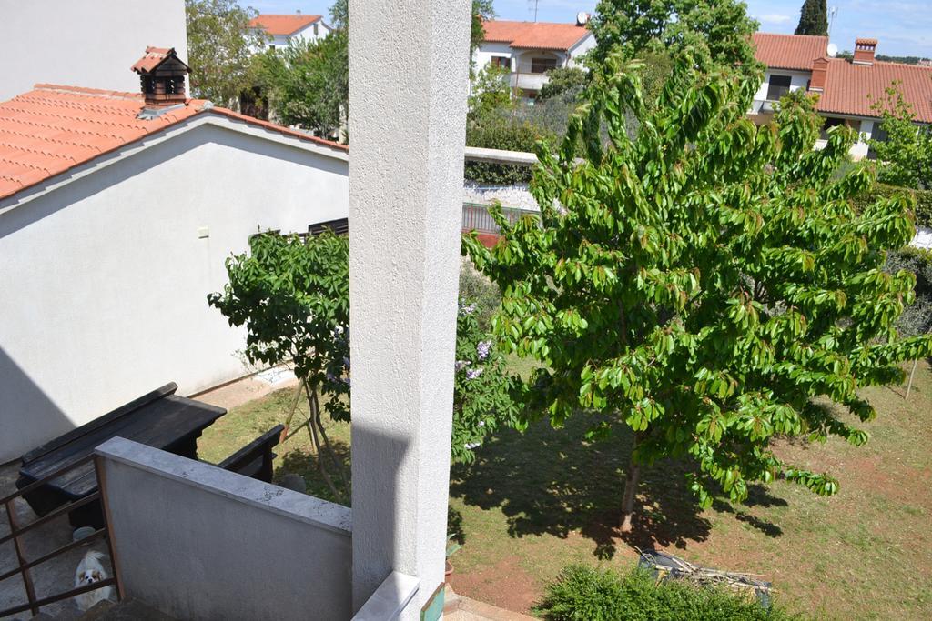 Apartman Din-Пула Экстерьер фото
